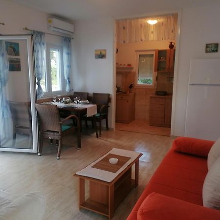 Apartman Volarevic Donji Karin Ngoại thất bức ảnh