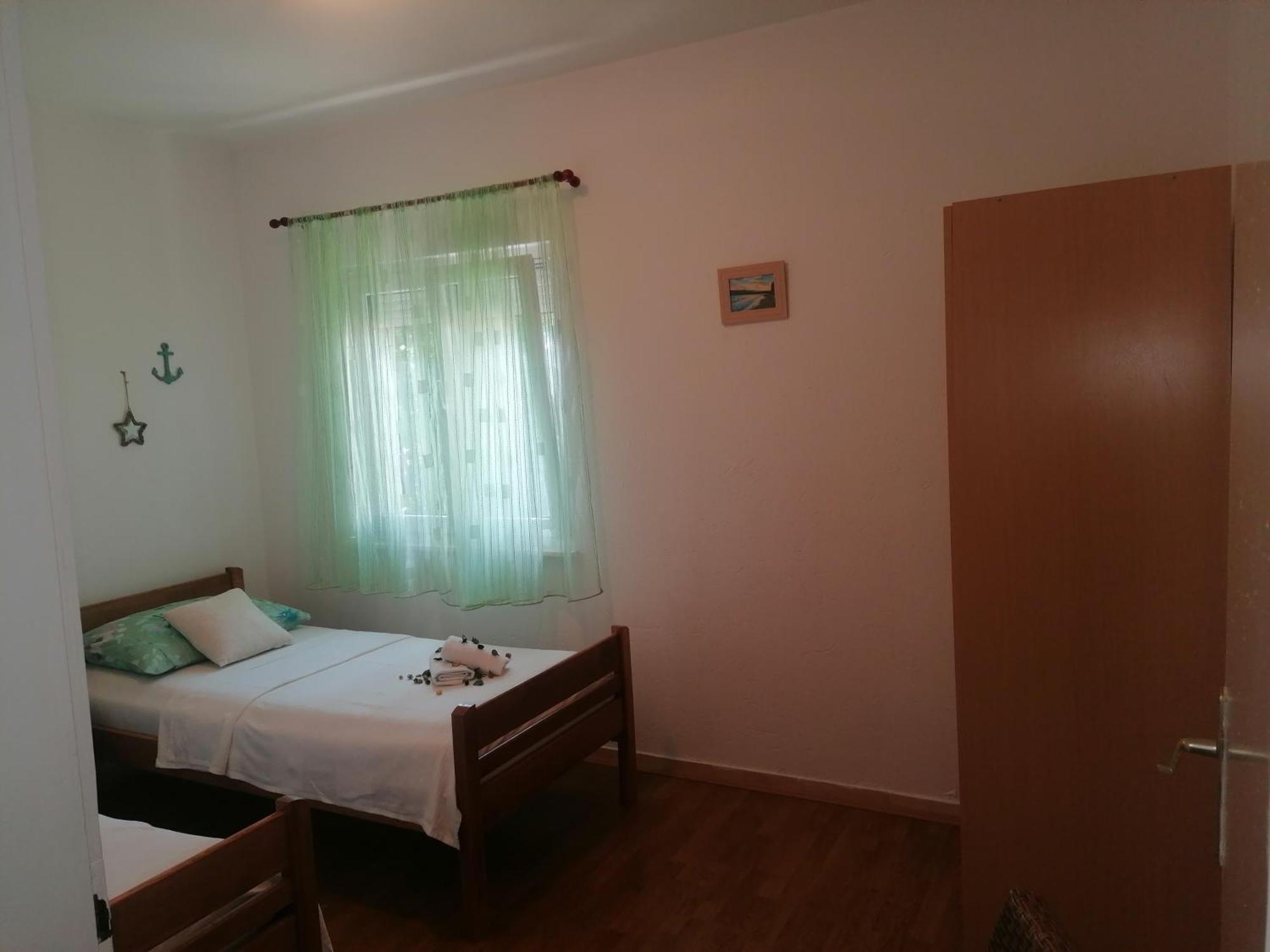 Apartman Volarevic Donji Karin Ngoại thất bức ảnh